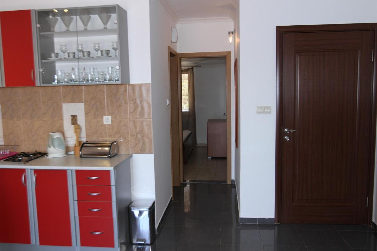 Apartments Muhar 스베티스테판 외부 사진