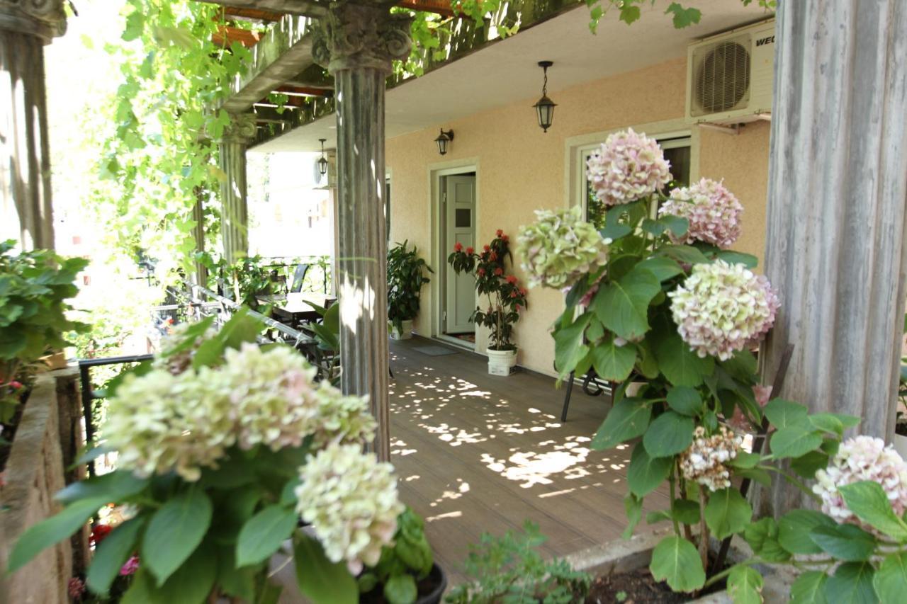 Apartments Muhar 스베티스테판 외부 사진