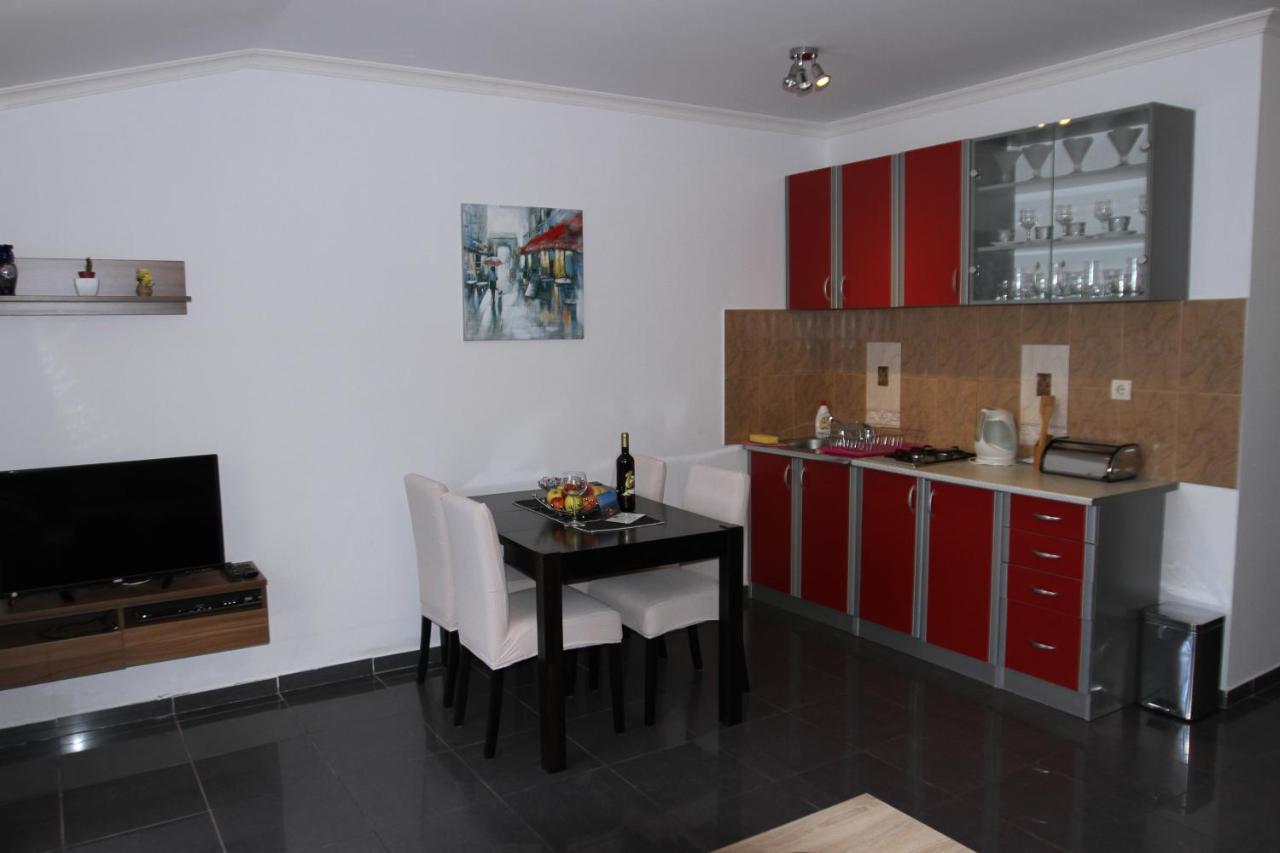 Apartments Muhar 스베티스테판 외부 사진