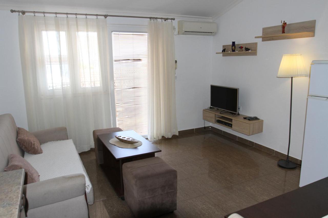 Apartments Muhar 스베티스테판 외부 사진