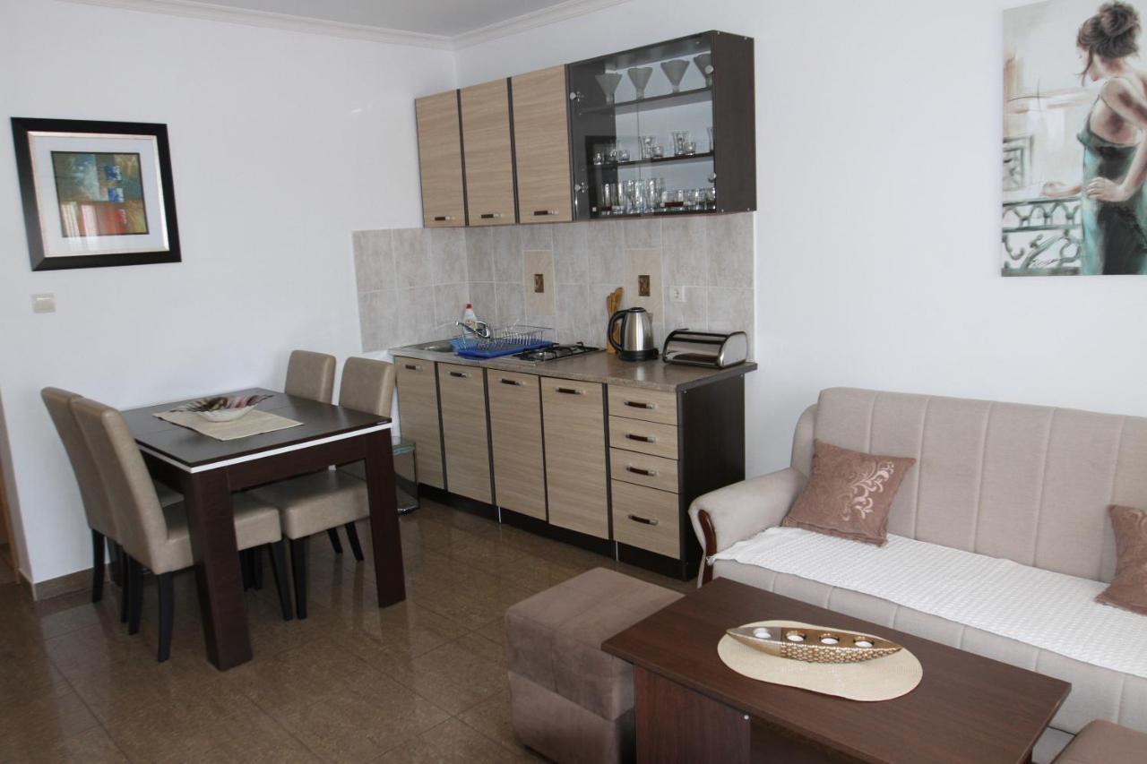 Apartments Muhar 스베티스테판 외부 사진