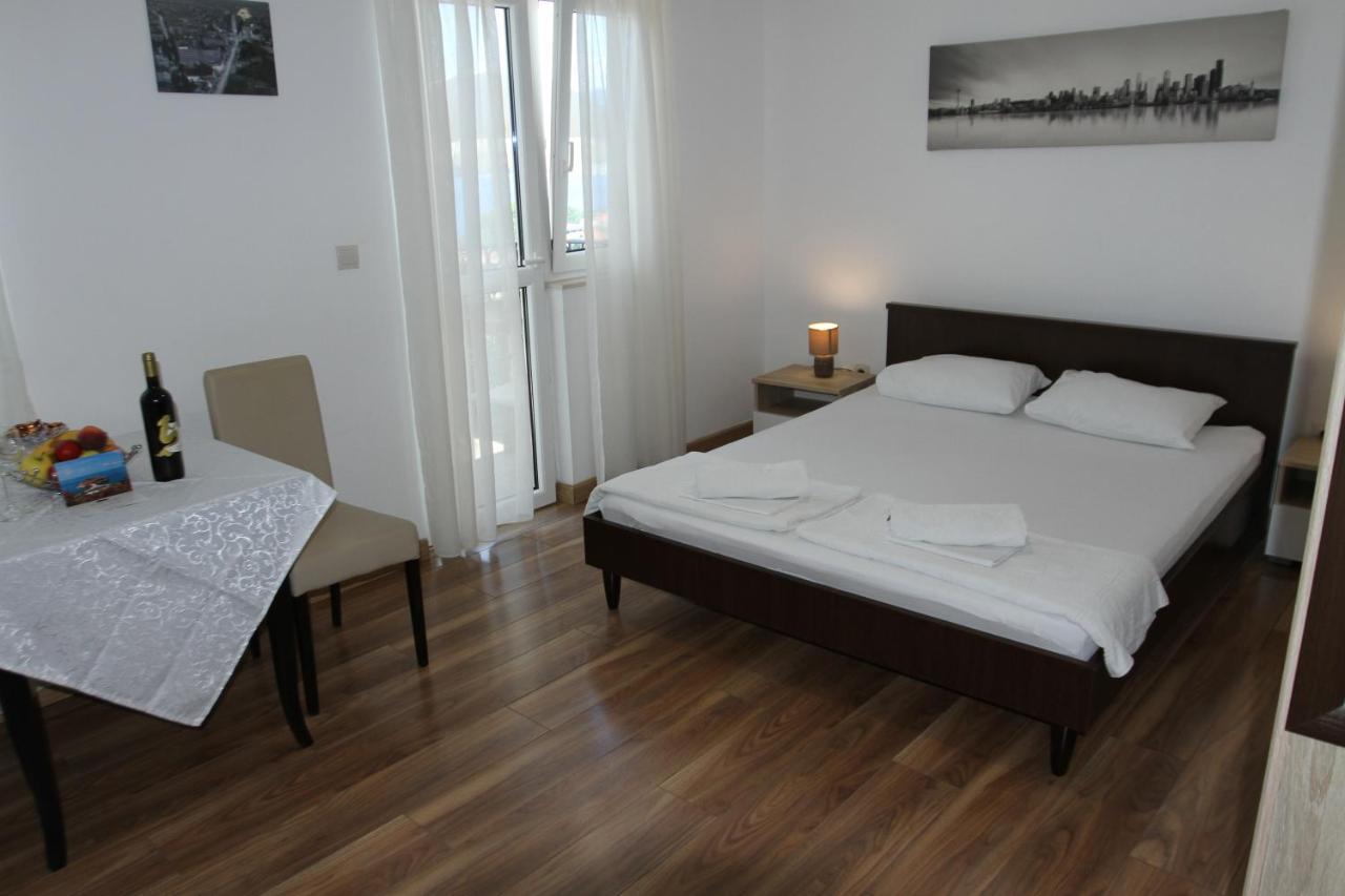Apartments Muhar 스베티스테판 외부 사진