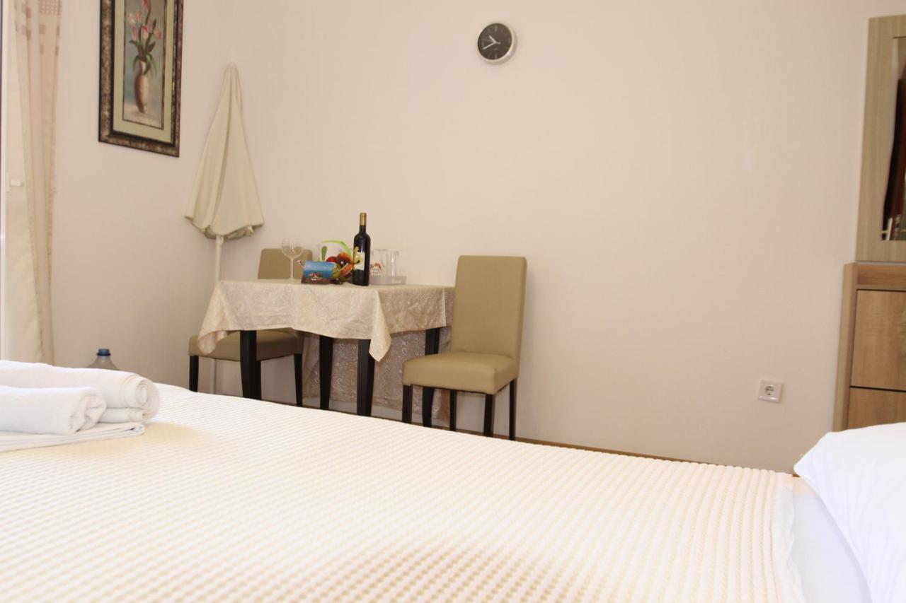 Apartments Muhar 스베티스테판 외부 사진