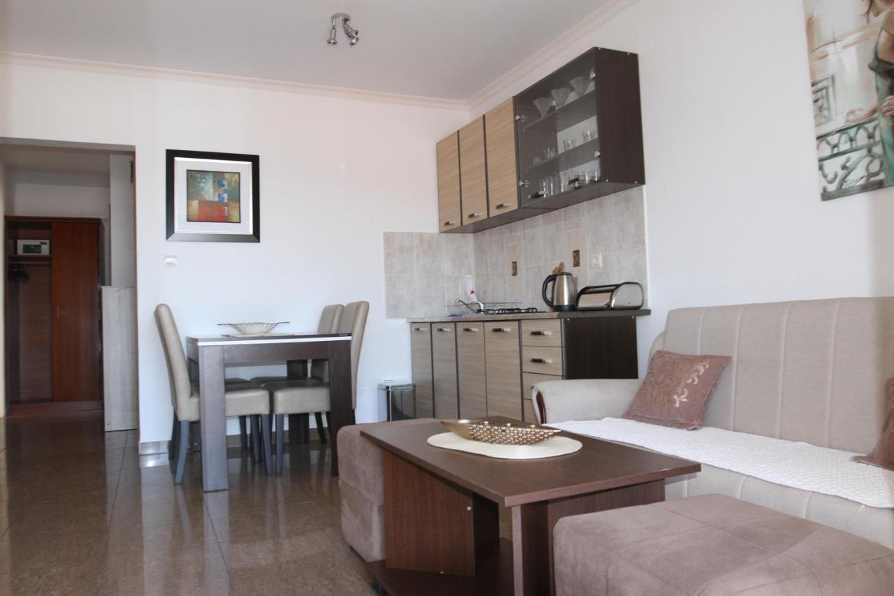 Apartments Muhar 스베티스테판 외부 사진